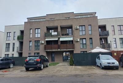 Apartament cu 2 camere decomandat în Sânpetru