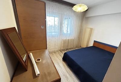 Apartament cu 3 camere decomandat în Titan - 4