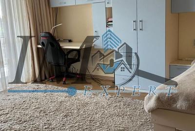 Casă individuală cu 7 camere cu Canalizare în Central - 7