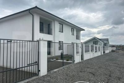 Casă cu 4 camere cu Teren 250 Mp în Unirii