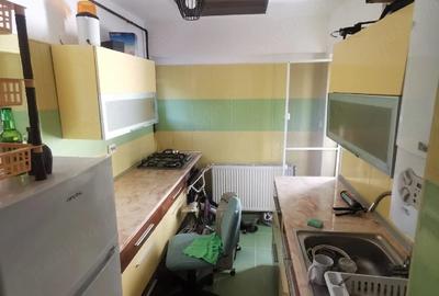 Casă cu 3 camere cu Teren 130 Mp în Central