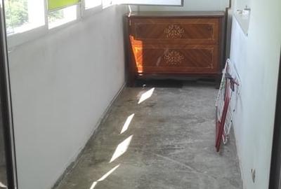 Apartament cu 2 camere semidecomandat în Iancului