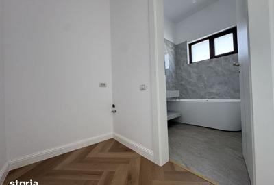 Casă cu 4 camere cu Teren 500 Mp în Domnești - 10