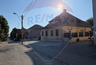 Casă cu 3 camere cu Teren 862 Mp în Central