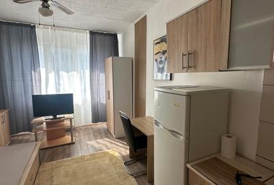 Garsonieră semidecomandată în Calea București - 2