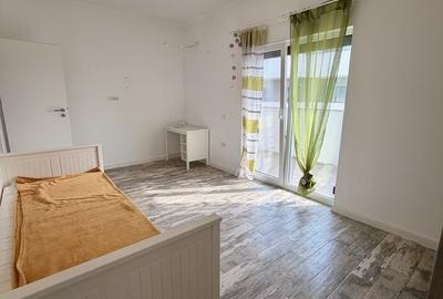 Apartament cu 2 camere decomandat în Ghiroda