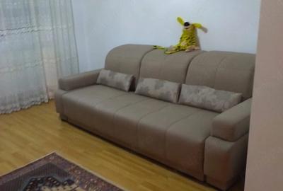 Garsonieră decomandată în Viziru 1