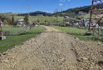 Teren de 1250 mp, în Central - 3