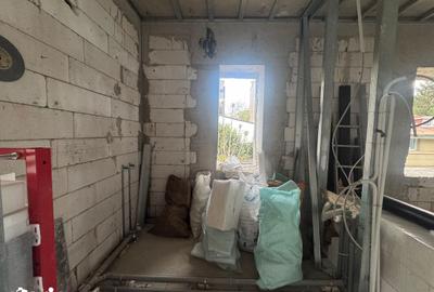 Casă cu 5 camere cu Canalizare în Dorobanți - 4
