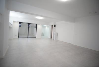 Spațiu comercial, de 92 mp, în Vitan - 3