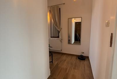 Garsonieră decomandată, mobilată în Sinaia - 9