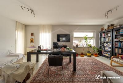 Apartament cu 3 camere decomandat, mobilat în Andrei Mureșanu
