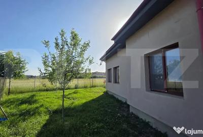 Casă cu 4 camere cu Teren 500 Mp în Central - 2