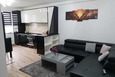 Apartament cu 3 camere decomandat în Burdujeni