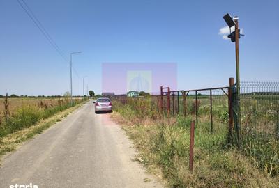 Teren de 582 mp, în Oinacu