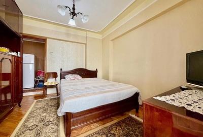 Apartament cu 3 camere decomandat în Central - 2