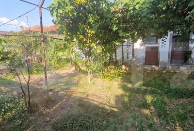 Casă cu 3 camere cu Teren 444 Mp în Unirii