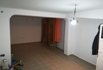 Spațiu comercial, de 35 mp, în Central