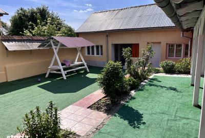Casă cu 3 camere cu Teren 866 Mp în Prigor