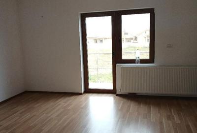 Casă cu 4 camere cu Teren 400 Mp în Dumbrăvița - 9