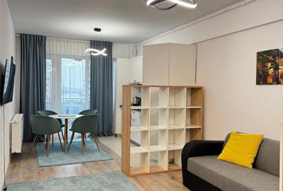 Apartament cu 2 camere semidecomandat în Păcii
