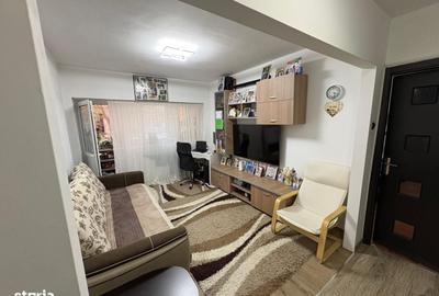 Apartament cu 3 camere decomandat în Jilava