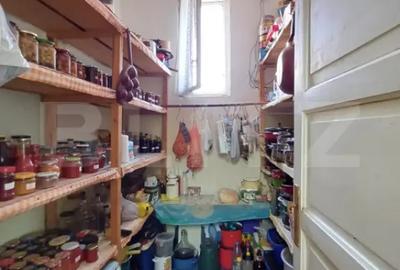 Casă cu 4 camere cu Teren 1860 Mp în Câmpia Turzii