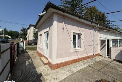 Casă cu 3 camere cu Teren 314 Mp în Central