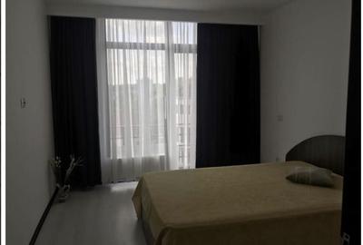 Apartament cu 3 camere decomandat în Orașul de Jos - 5