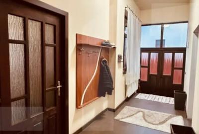 Casă cu 5 camere cu Teren 1000 Mp în Central - 11