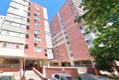 Apartament cu 3 camere decomandat în Nord
