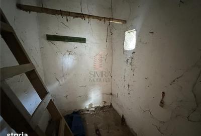 Casă cu 3 camere cu Teren 450 Mp în Central