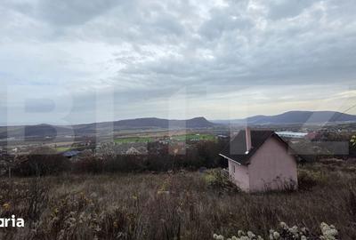 Teren de 700 mp, în Central