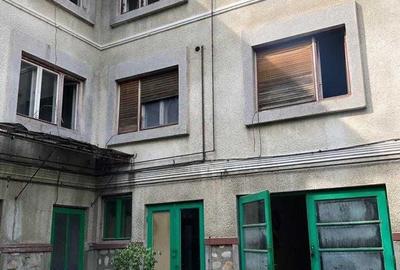 Casă cu 4 camere în Central - 3
