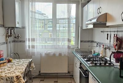 Apartament cu 3 camere semidecomandat în Central - 8