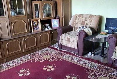 Apartament cu 3 camere decomandat în Dorohoi - 1