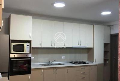 Apartament cu 3 camere semidecomandat în Bună Ziua