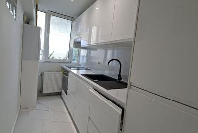 Apartament cu 3 camere decomandat în Republicii - 2