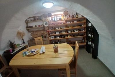 Casă cu 4 camere în Câlnic - 3
