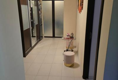 Apartament cu 3 camere decomandat în Călărași - 9