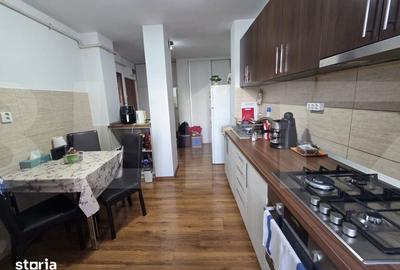Apartament cu 2 camere decomandat în Sud