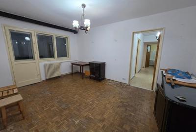 Apartament cu 4 camere semidecomandat în Berceni - 17