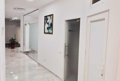 Spațiu comercial, de 120 mp, în Central - 1