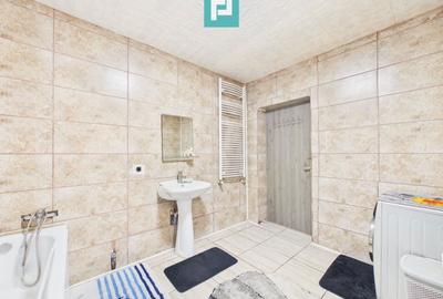 Casă individuală cu 4 camere cu Canalizare în Drăgășani - 9