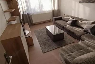 Apartament cu 2 camere decomandat, mobilat în Micro III