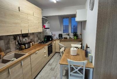 Apartament cu 3 camere decomandat, mobilat în Drumul Taberei - 4