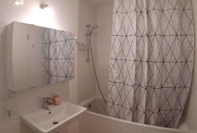 Apartament cu 2 camere decomandat în Tractorul - 3