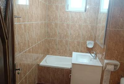 Apartament cu 4 camere decomandat în Central - 1