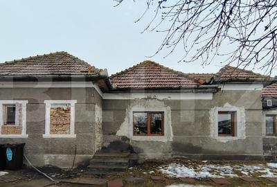 Casă individuală cu 3 camere cu Canalizare în Dezmir - 1