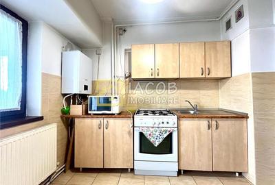 Apartament cu 3 camere decomandat în Central - 4